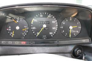 Bild 6/9 von Mercedes-Benz 200 D (1981)