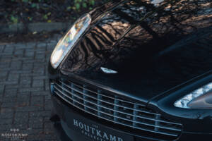 Image 7/14 of Aston Martin Virage (2012)