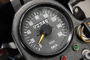 Bild 18/50 von Moto Guzzi V 35 III (1986)