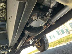 Bild 31/100 von Land Rover Defender 110 (2014)