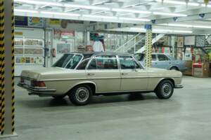 Bild 15/50 von Mercedes-Benz 300 SEL 6.3 (1968)