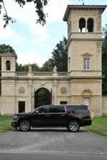 Image 21/50 of Chevrolet Suburban (2017)