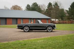 Bild 4/25 von Mercedes-Benz 230 SL (1964)
