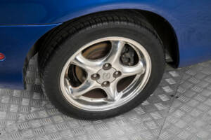 Bild 34/45 von Mazda MX-5 1.8 (1999)