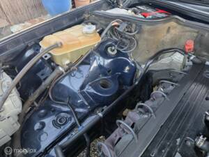 Image 48/50 de Mercedes-Benz 300 SE (1989)