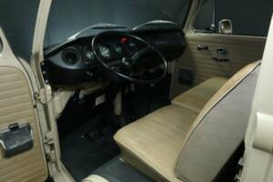 Immagine 13/50 di Volkswagen T2a Westfalia (1969)