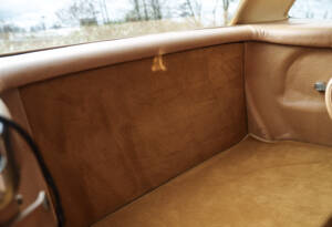 Bild 24/27 von Mercedes-Benz 380 SL (1984)
