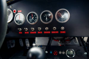 Image 15/15 of AC Cobra 289 (1964)