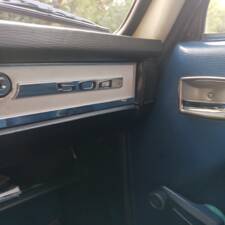 Bild 38/52 von Peugeot 504 (1979)