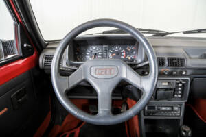 Image 8/50 de Peugeot 205 GTi 1.6 (1986)