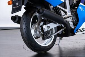 Bild 37/50 von Suzuki DUMMY (1988)