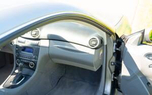 Image 28/49 of Mercedes-Benz CLK 280 (2006)