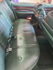 Image 13/18 of Cadillac Sedan DeVille (1971)