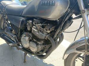 Image 19/37 of Yamaha XZ 550 (1985)