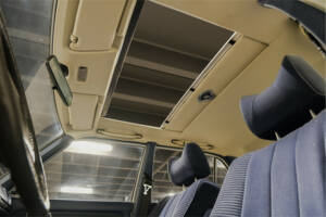 Image 12/27 of Mercedes-Benz 230 (1977)