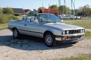 Afbeelding 6/25 van BMW 320i (1990)