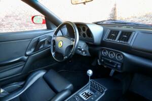Immagine 46/50 di Ferrari F 355 Berlinetta (1996)