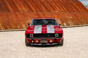 Image 2/37 of Chevrolet Camaro (1969)