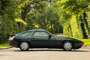 Bild 42/69 von Porsche 928 S4 (1989)