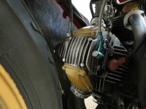 Afbeelding 21/43 van Ducati 600 TT2 (1982)