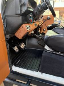 Afbeelding 24/73 van Land Rover Defender 110 (2005)