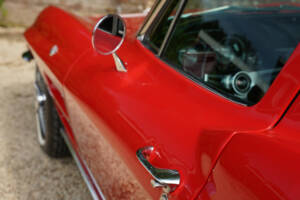 Image 22/50 of Chevrolet Corvette Sting Ray (1963)