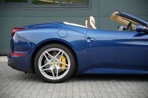 Image 9/50 of Ferrari California T (2015)