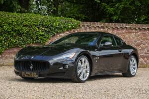 Image 17/50 of Maserati GranTurismo S (2008)