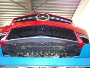 Image 83/99 of Mercedes-Benz SL 63 AMG (2012)