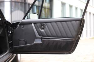 Image 20/43 of Porsche 911 Carrera 3.2 (1985)