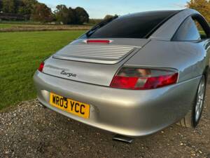Image 20/54 de Porsche 911 Carrera (2003)