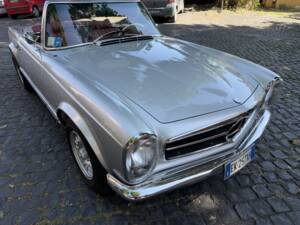 Bild 21/97 von Mercedes-Benz 280 SL (1969)