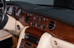 Image 26/46 of Bentley Arnage T (2004)