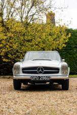 Image 11/50 of Mercedes-Benz 280 SL (1968)