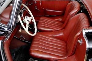 Image 13/29 of Mercedes-Benz 300 SL Roadster (1959)