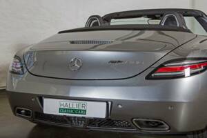 Image 9/31 of Mercedes-Benz SLS AMG GT Roadster (2014)