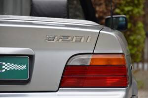Image 20/46 of BMW 320i (1995)
