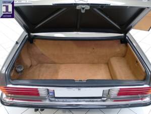 Bild 37/60 von Mercedes-Benz 380 SL (1982)
