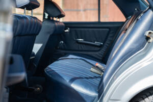 Image 37/38 of Mercedes-Benz 300 D (1981)