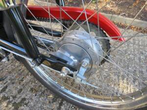 Image 33/37 of MV Agusta DUMMY (1959)