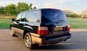 Image 8/32 of Lexus LX 470 (2003)