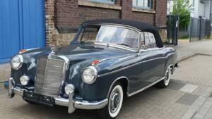 Bild 51/73 von Mercedes-Benz 220 S Cabriolet (1957)