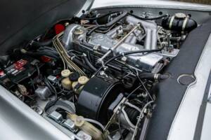 Image 3/35 of Mercedes-Benz 280 SL (1969)