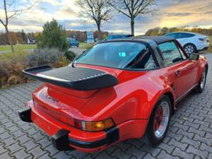 Bild 9/31 von Porsche 911 Carrera 3.2 (WTL) (1987)