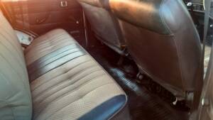 Image 21/61 of Toyota Land Cruiser FJ 62 (1989)
