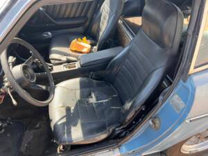Image 7/8 of Datsun 280 Z (1977)