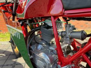 Imagen 15/21 de Ducati DUMMY (1982)
