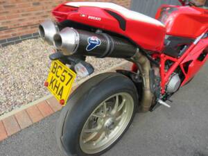 Bild 42/46 von Ducati 1098 R (2008)