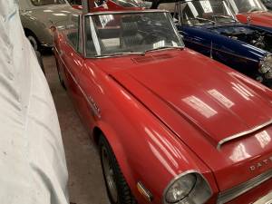 Image 6/6 of Datsun 1600 SSS (1968)