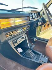 Image 11/55 de Peugeot 504 GL (1979)